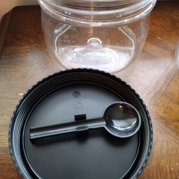 Tupperware Storage Containers Small Set - Picture 3 of 4